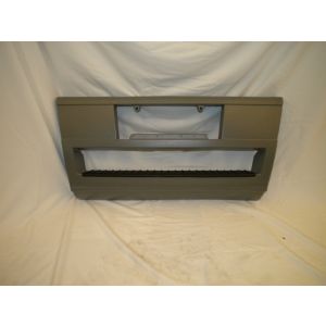 CENTRO PARAGOLPE VW WORKER CON SPOILER